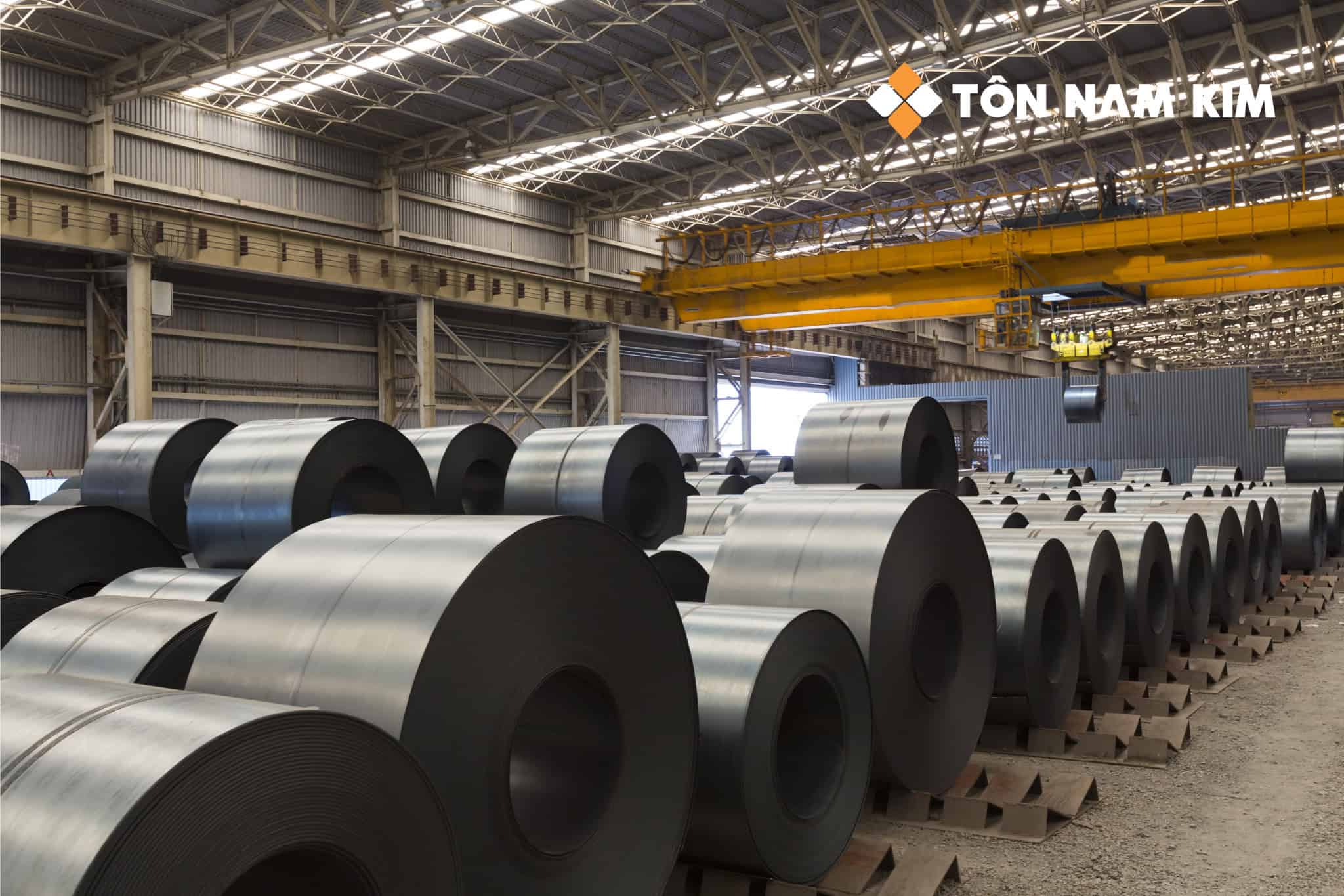 Thép cuộn cán nóng (HRC) là gì? Quy trình sản xuất, công nghệ, ứng dụng và xu hướng 2025 11 Cách bảo quản thép cuộn cán nóng