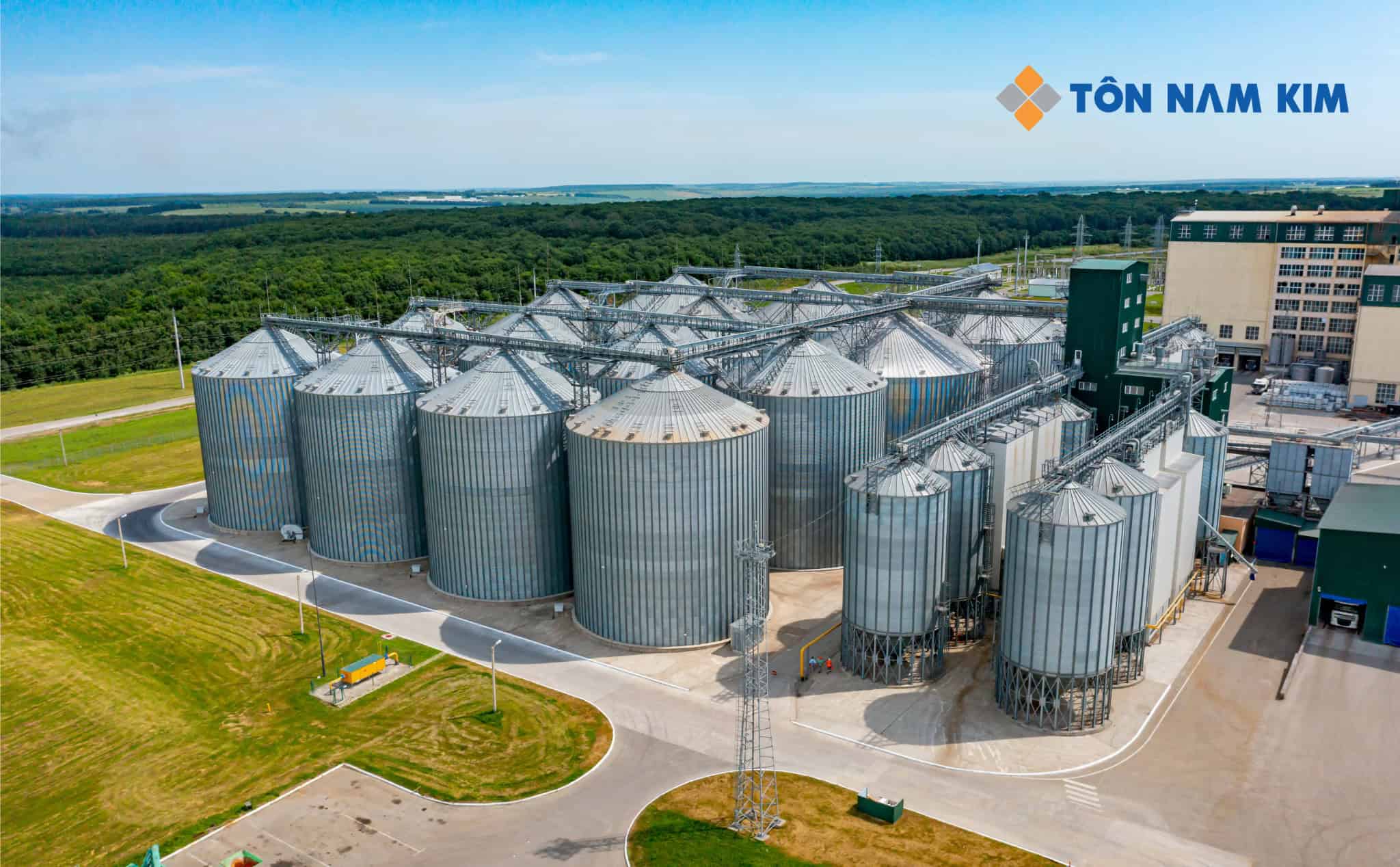 Zinmag® – Giải pháp tôn làm silo chứa bền vững cho ngành nông nghiệp hiện đại 2 Silo chứa trong nông nghiệp là gì?