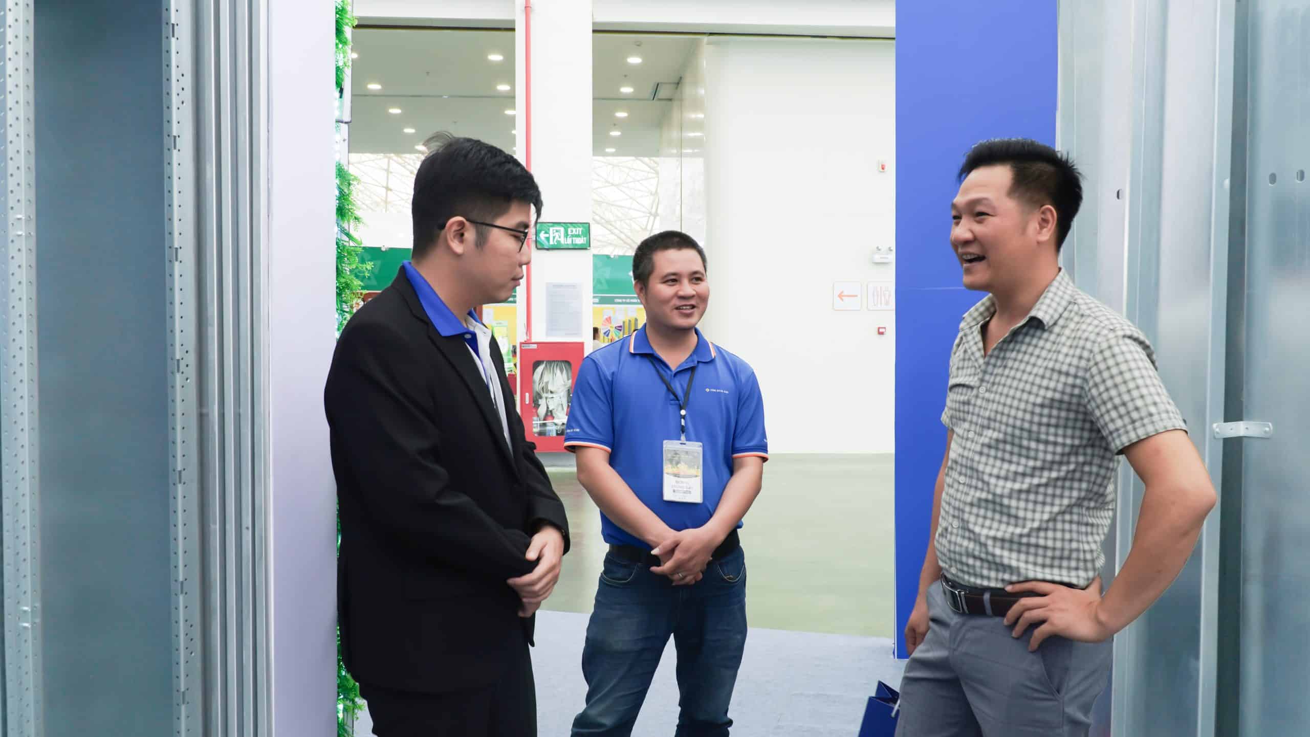 GIAN HÀNG TÔN NAM KIM THU HÚT ĐÔNG ĐẢO KHÁCH THAM QUAN TẠI TRIỂN LÃM XÚC TIẾN THƯƠNG MẠI LỚN NHẤT NĂM 2025 4 DSC01202 scaled