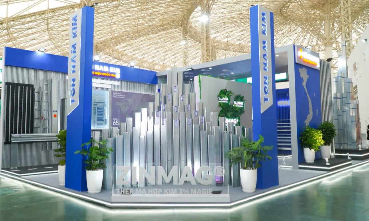 TÔN NAM KIM MANG “DẤU ẤN CÔNG TRÌNH THỰC TẾ” ĐẾN TRIỂN LÃM MÙA THU 2025 1 IMG 8861