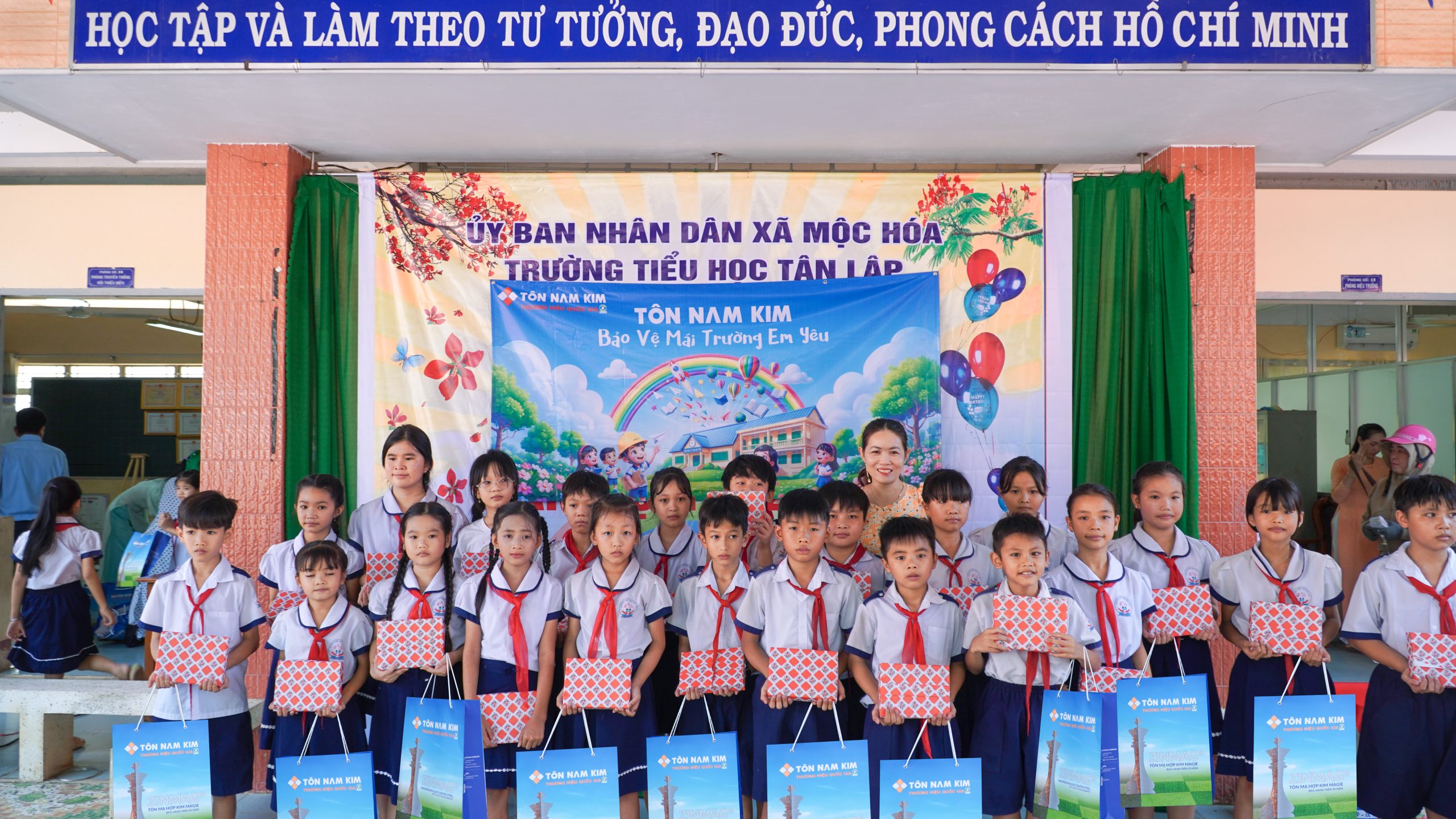 TÔN NAM KIM – BẢO VỆ MÁI TRƯỜNG EM YÊU - TRƯỜNG TIỂU HỌC TÂN TẬP, TÂY NINH 7 DSC04660 scaled